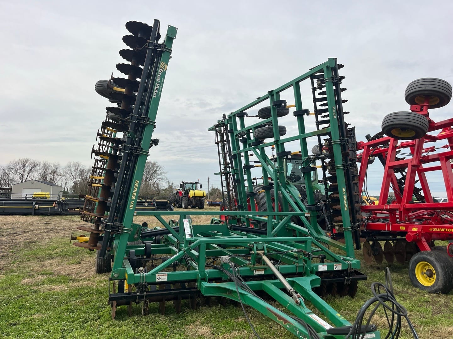 Great Plains 8333 Equipment Image0