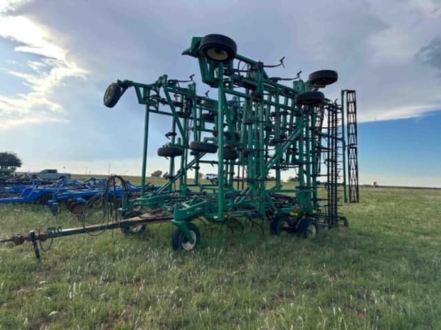 Image of Great Plains 8556 equipment image 1
