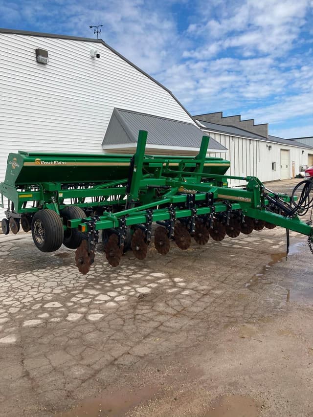 Image of Great Plains 2000 equipment image 1