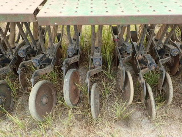 Image of Great Plains Solid Stand equipment image 4