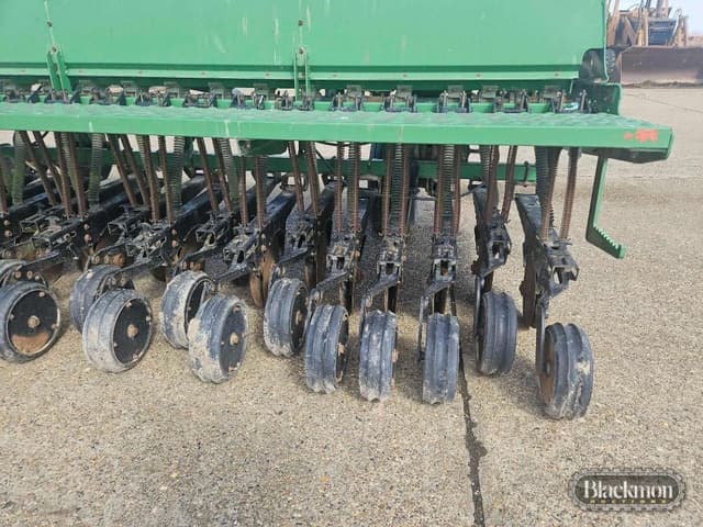Image of Great Plains 2000 equipment image 2