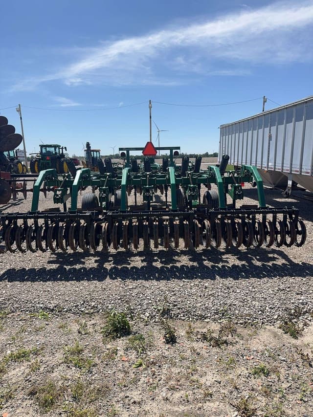 Image of Great Plains MC5109 equipment image 4