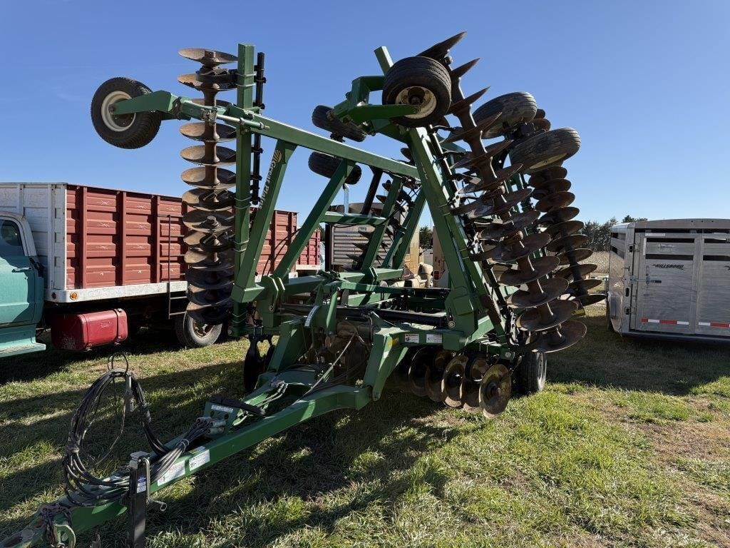 Great Plains 3329DH Equipment Image0