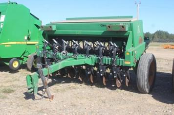 Main image Great Plains Solid Stand