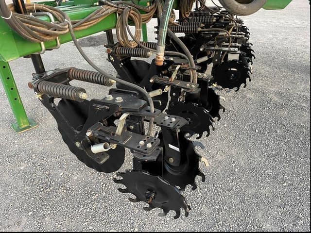 Image of Great Plains NP2330 equipment image 2