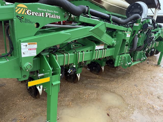 Image of Great Plains PL5200 equipment image 3