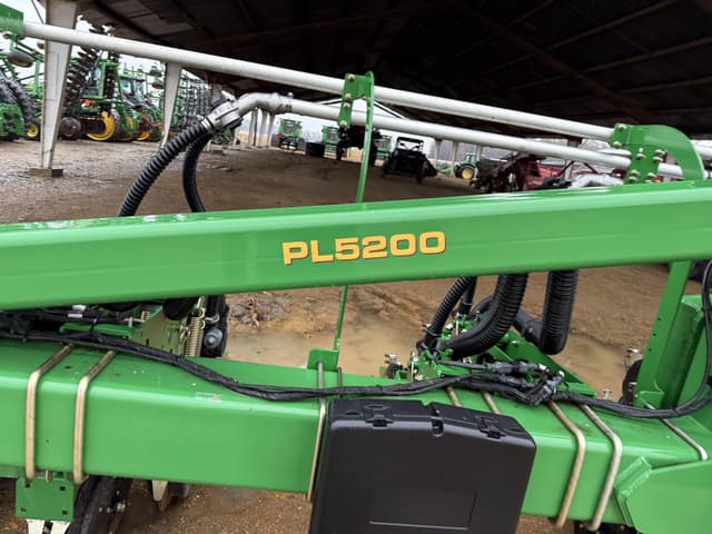 Image of Great Plains PL5200 equipment image 2