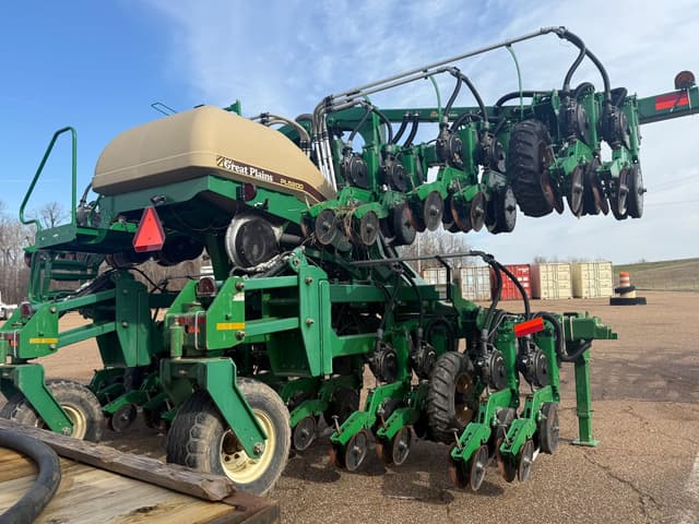 Image of Great Plains PL5200 equipment image 4