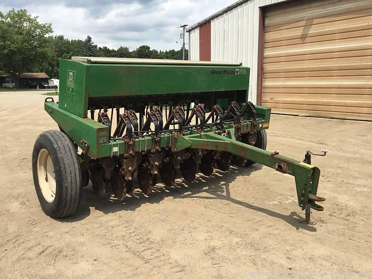 SOLD Great Plains Solid Stand 10 Planting Grain Drills Tractor Zoom