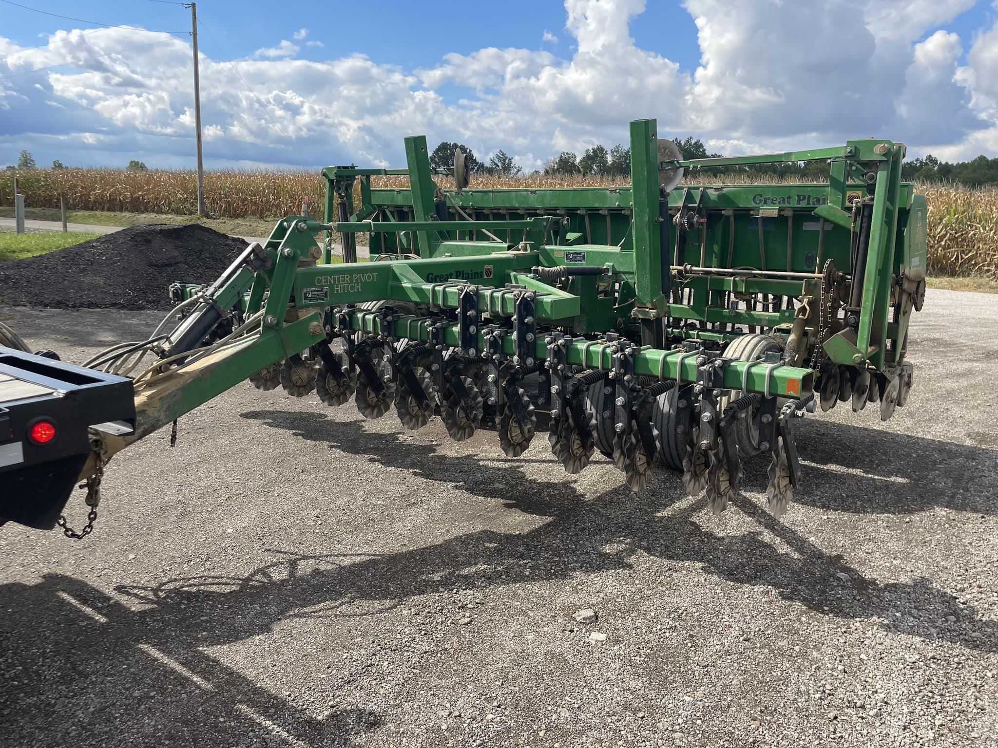 Great Plains Solid Stand 15 Equipment Image0