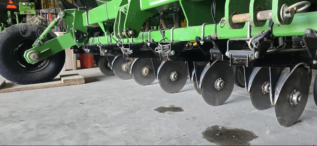 Image of Great Plains Solid Stand 1500 Primary image