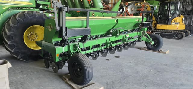 Image of Great Plains Solid Stand 1500 equipment image 3