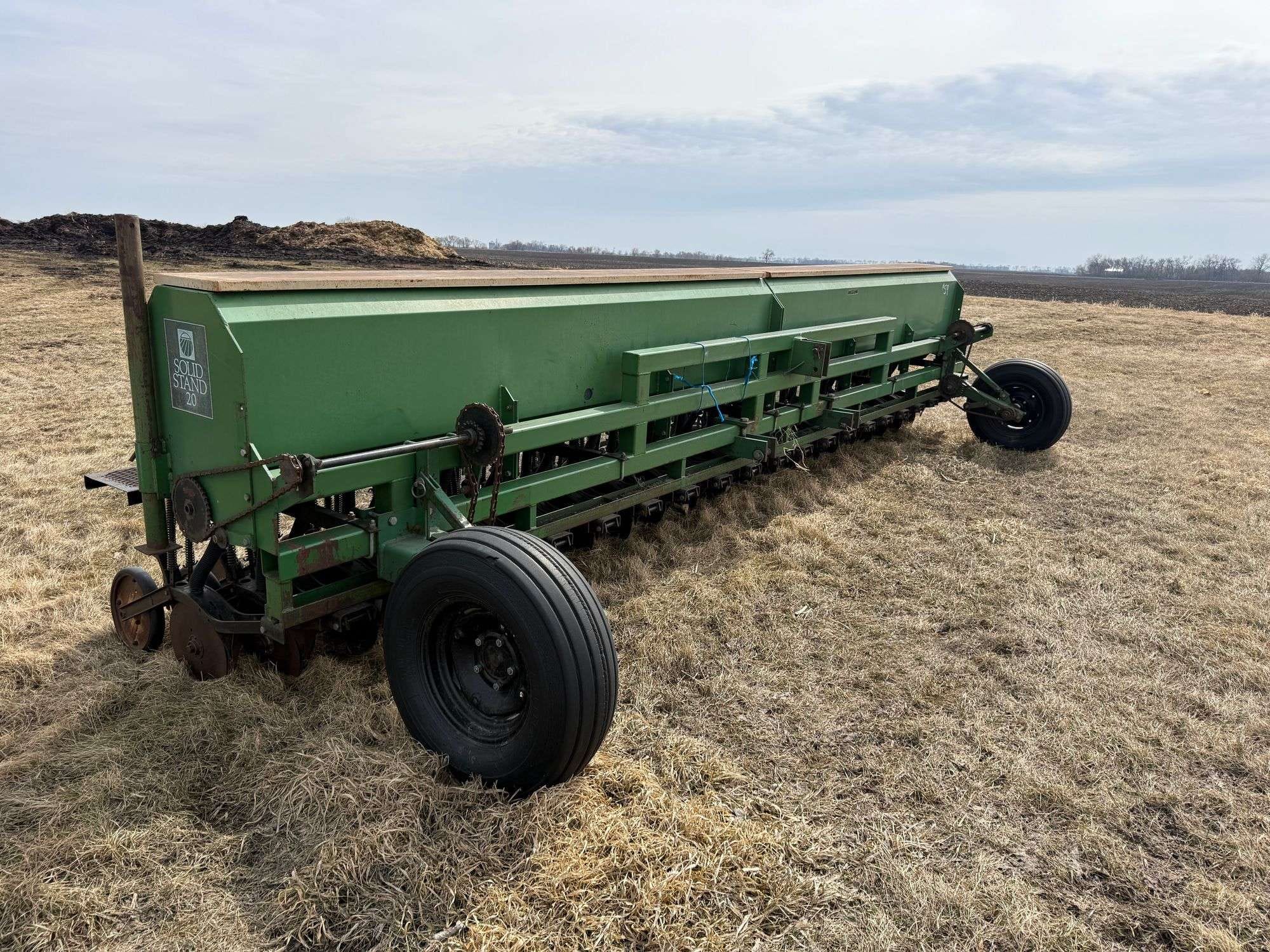 Great Plains Solid Stand 20 Equipment Image0