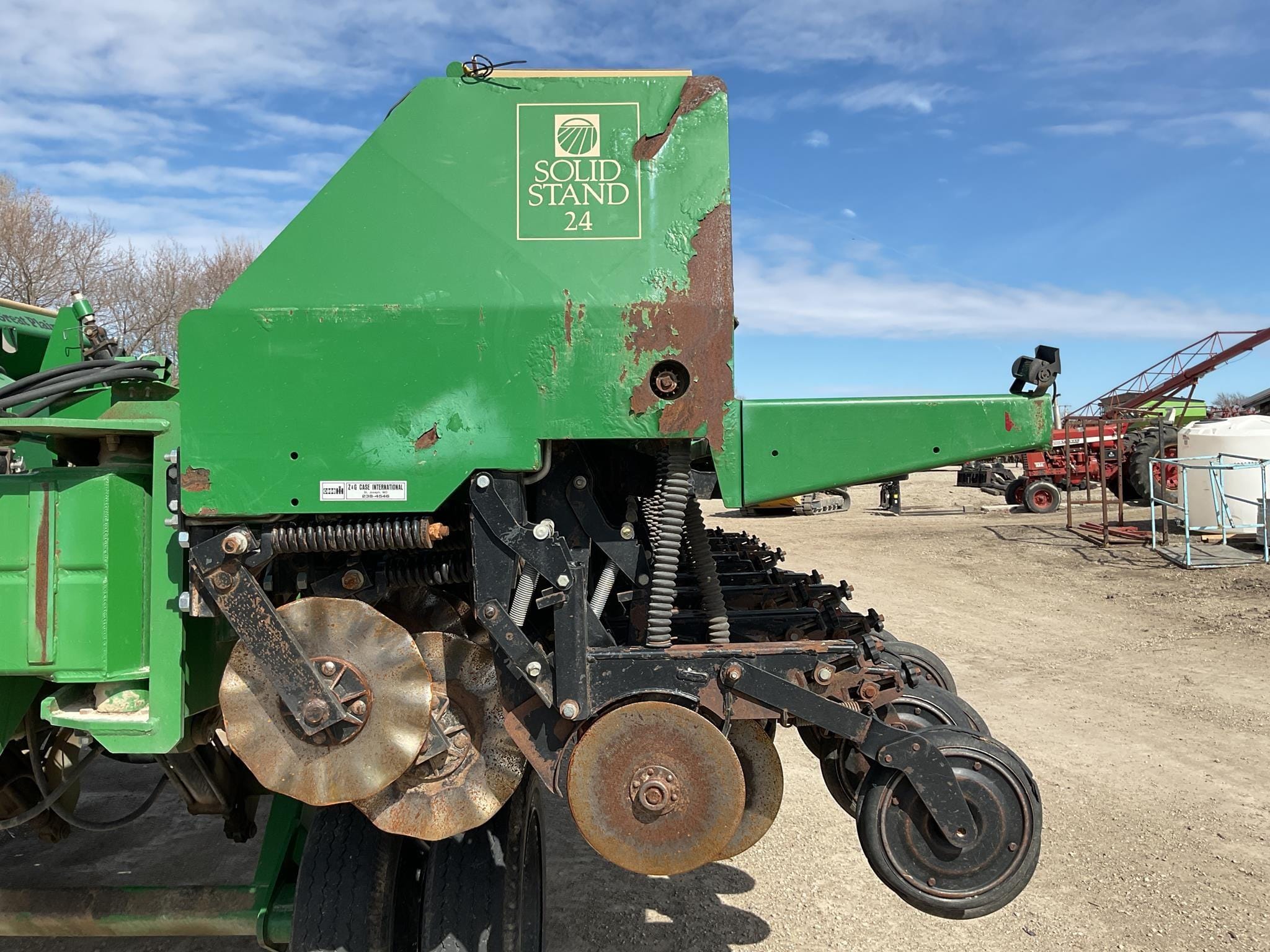 Great Plains Solid Stand 24 Equipment Image0