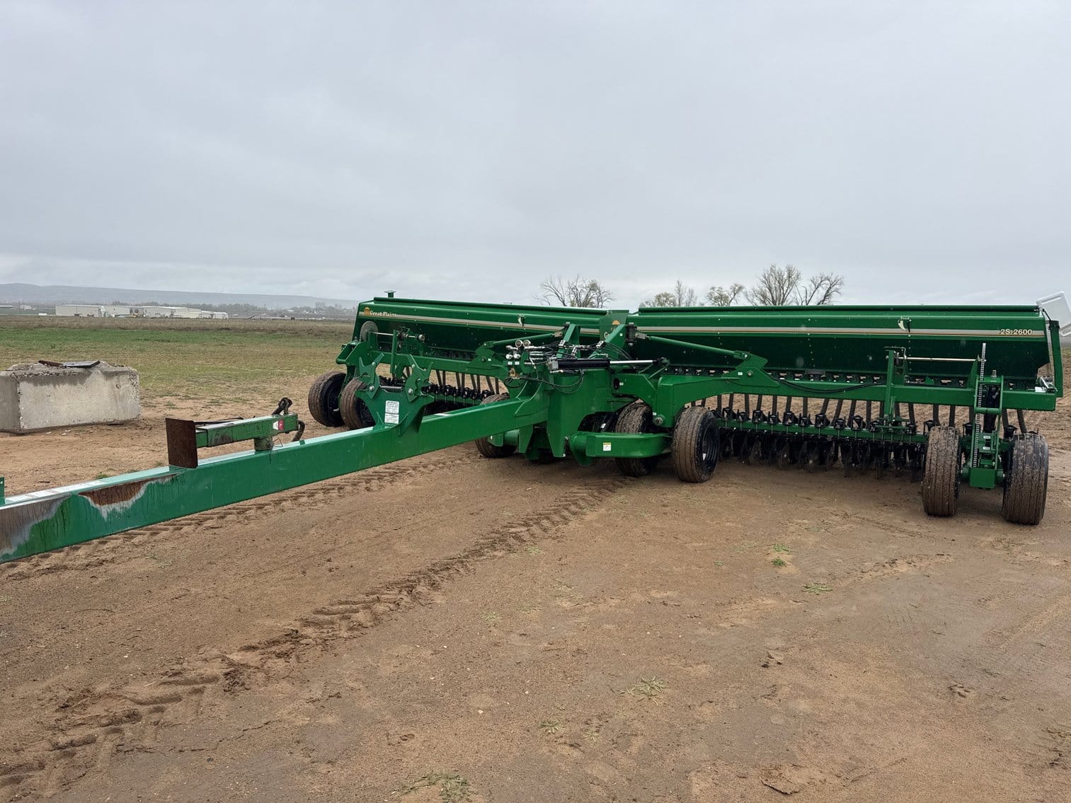 Great Plains 2S-2600 Equipment Image0