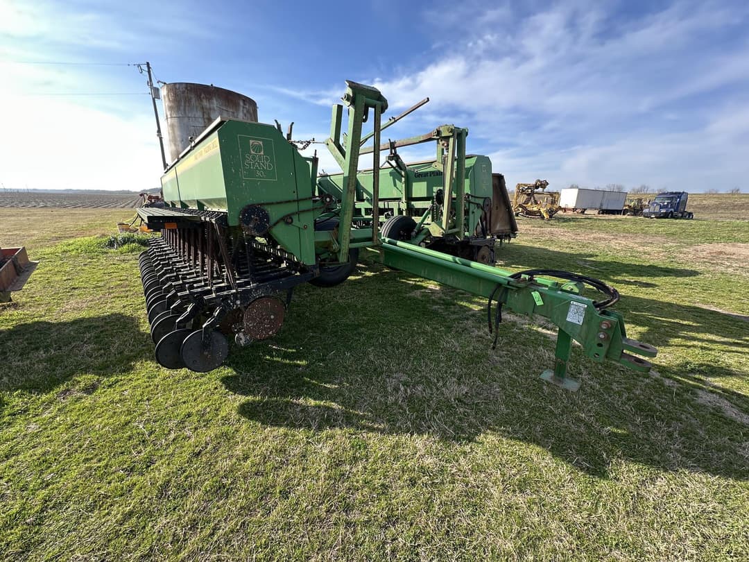 Image of Great Plains Solid Stand 30 Primary image