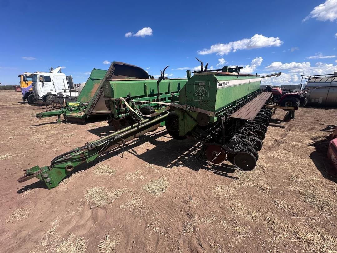 Image of Great Plains Solid Stand 30 Image 0