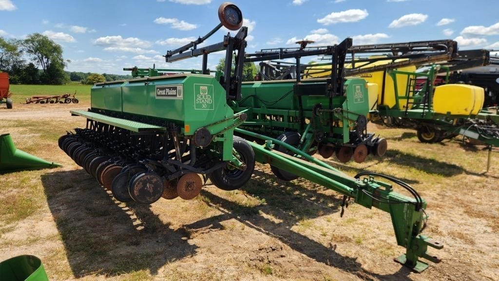 Great Plains Solid Stand 30 Equipment Image0