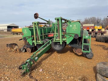 Main image Great Plains Solid Stand 30