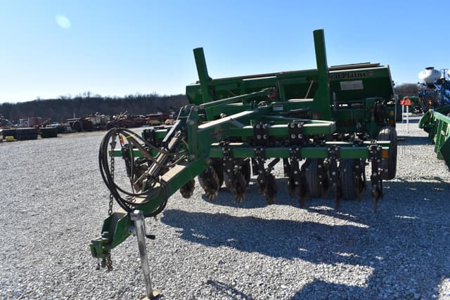 Image of Great Plains 1200 equipment image 2