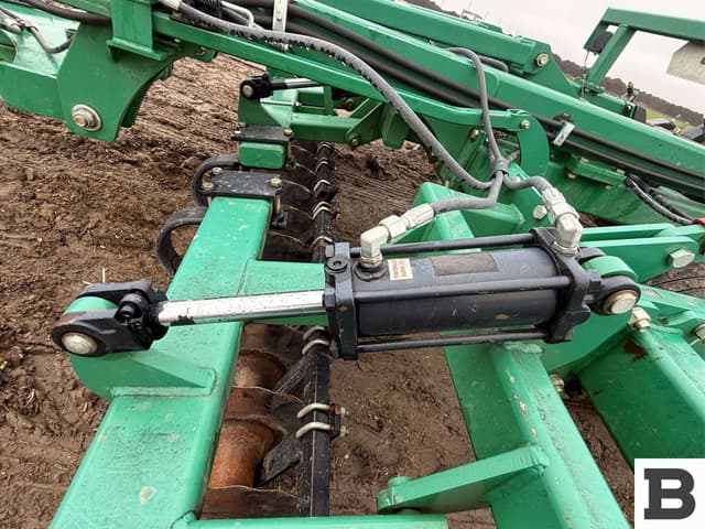 Image of Great Plains TC5111 equipment image 4