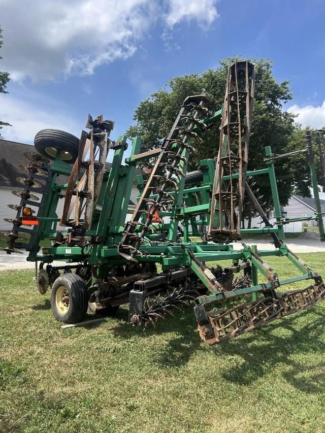Image of Great Plains 2400 equipment image 4