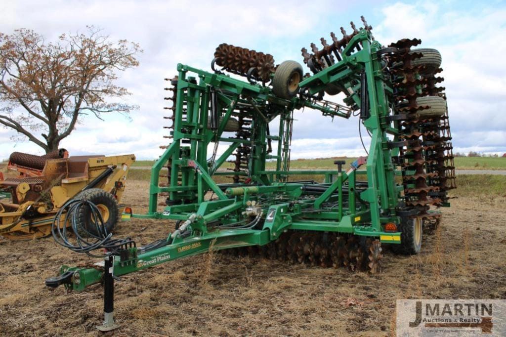 Great Plains 4000TM Equipment Image0