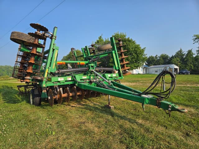 Image of Great Plains 2200TT equipment image 2