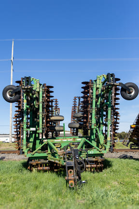 2011 Great Plains UT5042 Equipment Image0