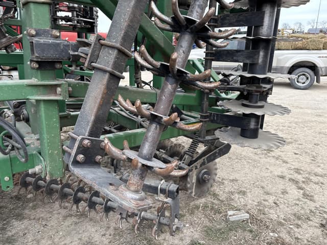 Image of Great Plains UT5042 equipment image 1