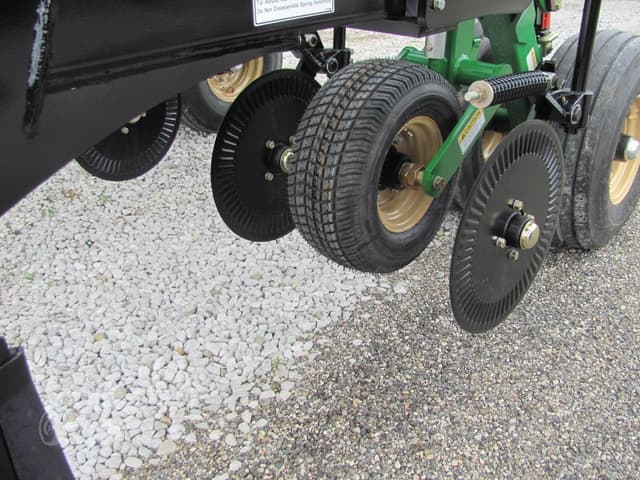 Image of Great Plains VT1500 equipment image 3
