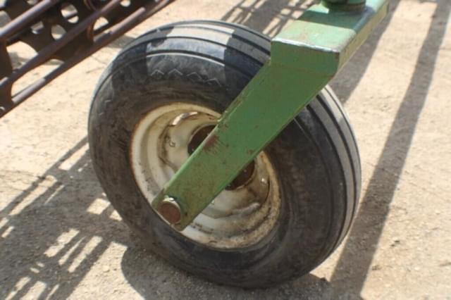 Image of Great Plains VT5300 equipment image 4