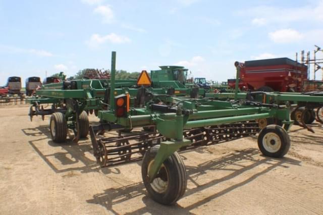 Image of Great Plains VT5300 equipment image 3