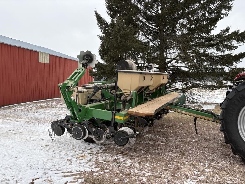 Great Plains YP-2425A Equipment Image0