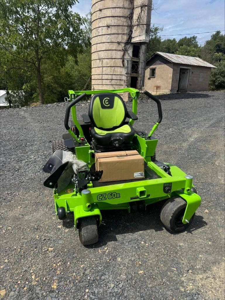 2022 Greenworks CZ60R Equipment Image0