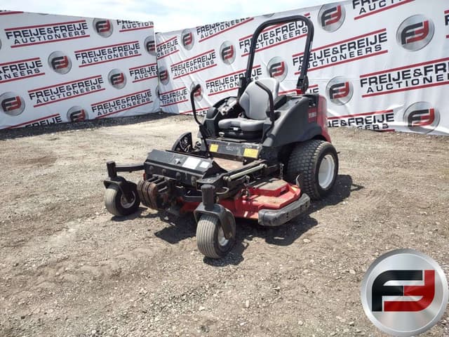 Image of Toro Groundsmaster 7210 equipment image 1