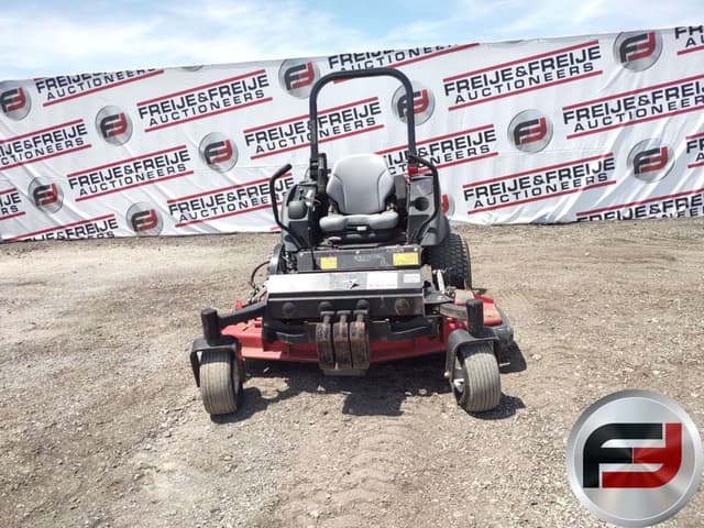 Image of Toro Groundsmaster 7210 equipment image 2