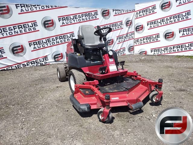 Image of Toro Groundsmaster 3280-D equipment image 2