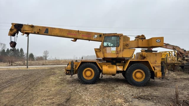 Image of Grove RT518 equipment image 1