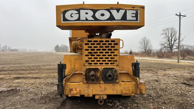 Image of Grove RT518 equipment image 3