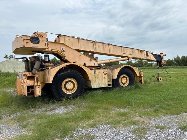 Image of Grove RT740 equipment image 2
