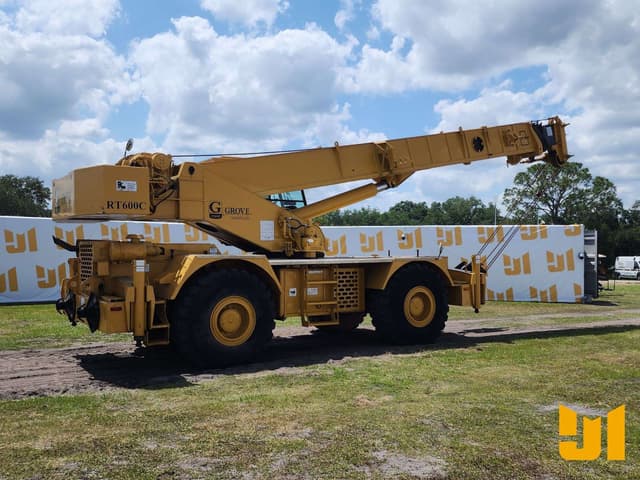 Image of Grove RT600C equipment image 4
