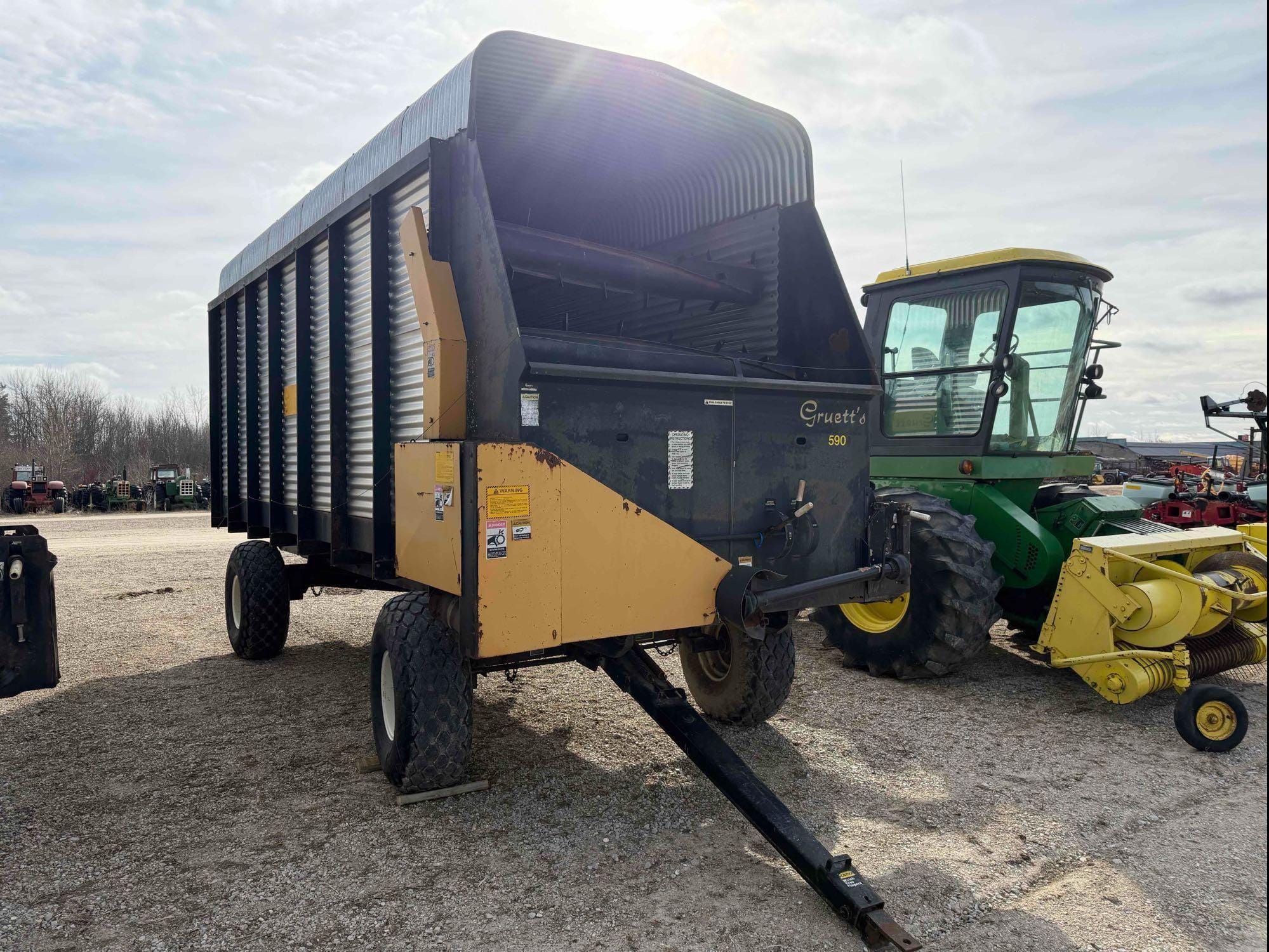 Gruetts 590 Equipment Image0