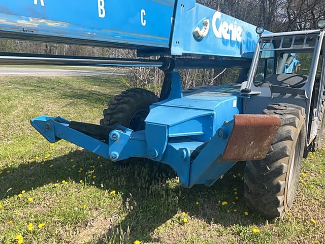 Image of Genie GTH-1056 equipment image 2