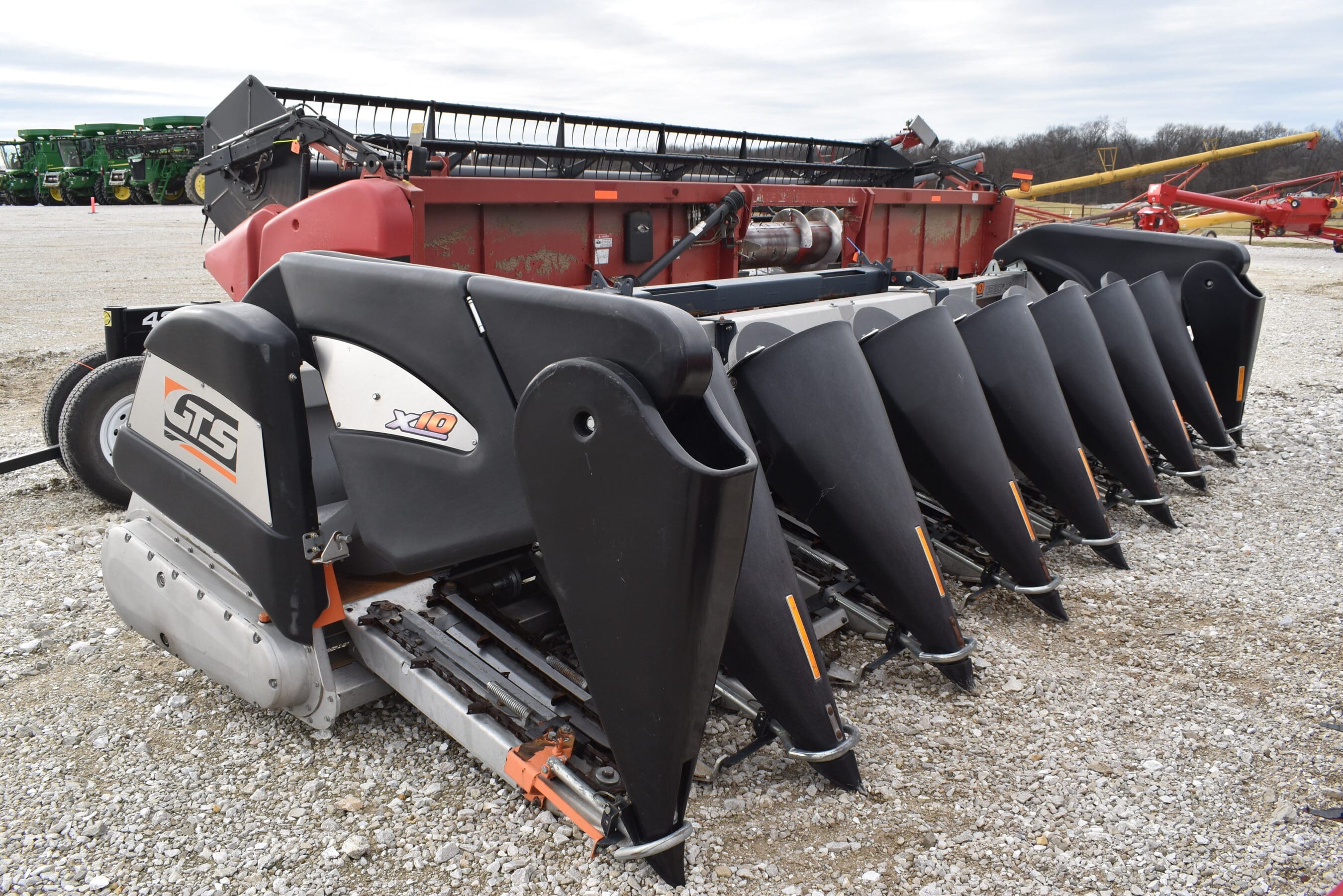 GTS X10 Equipment Image0