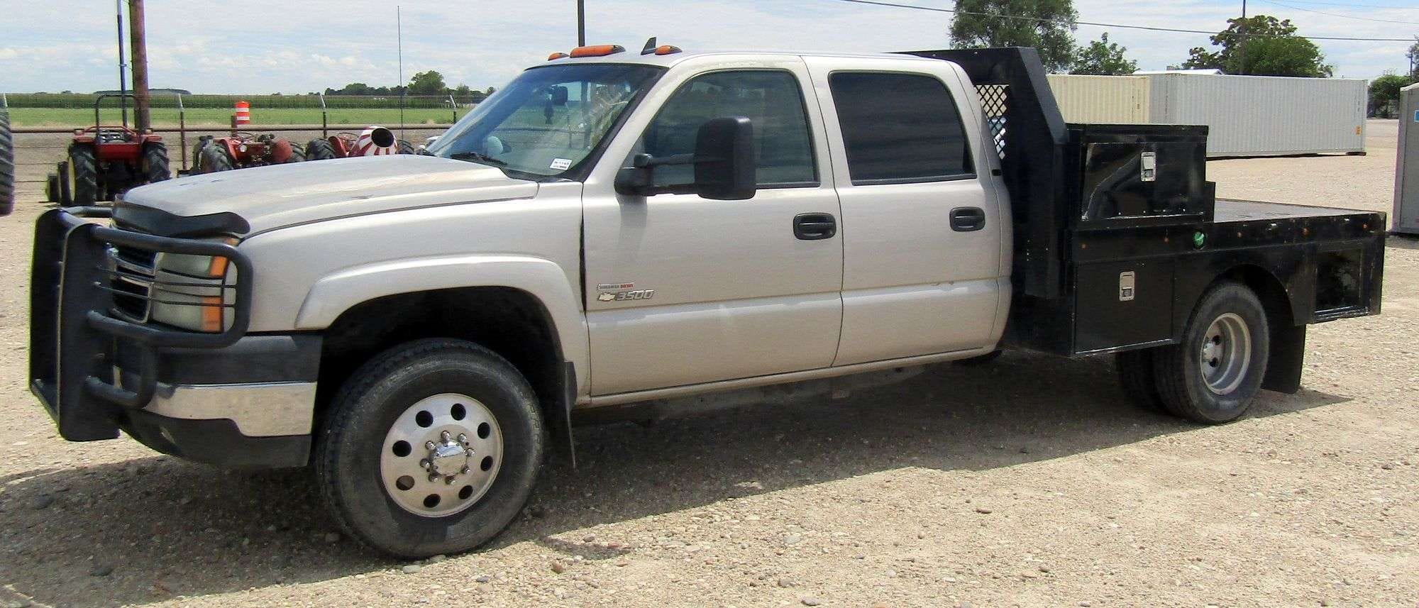 2006 Chevrolet 3500 Equipment Image0