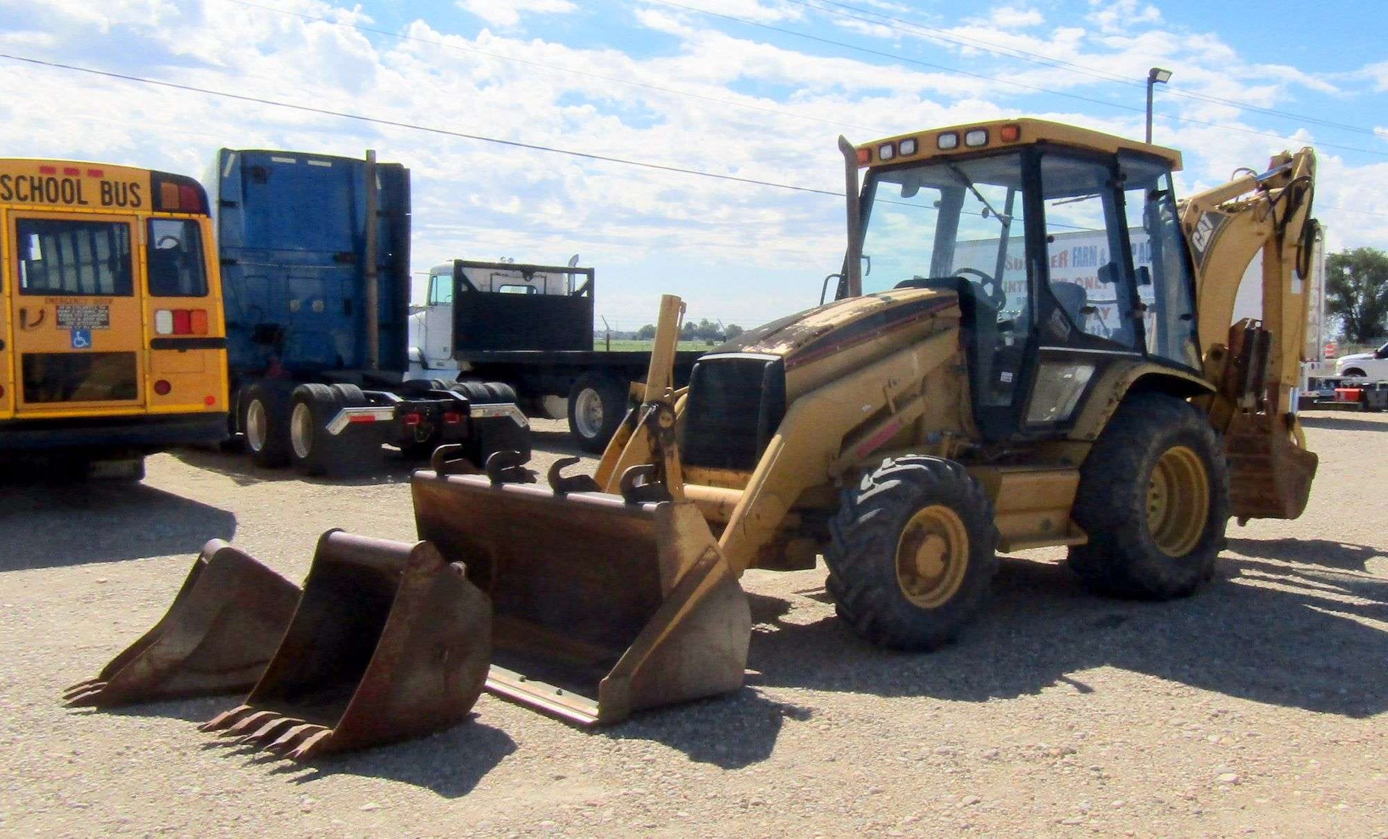 Caterpillar 416C Equipment Image0