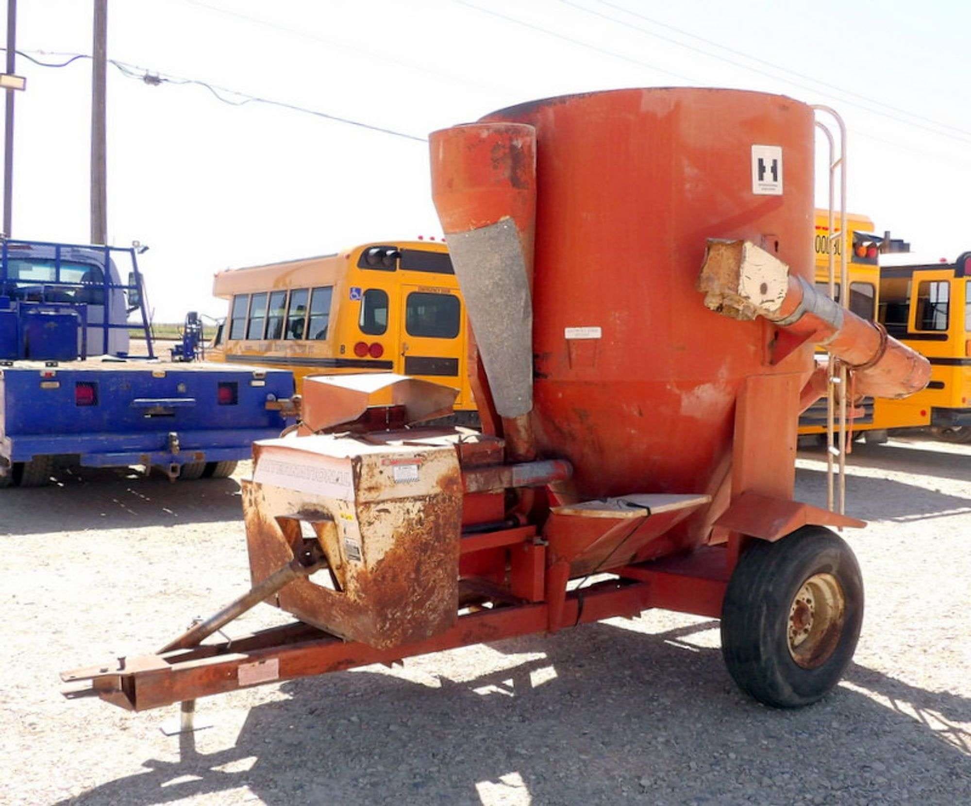 International Harvester 1150 Equipment Image0