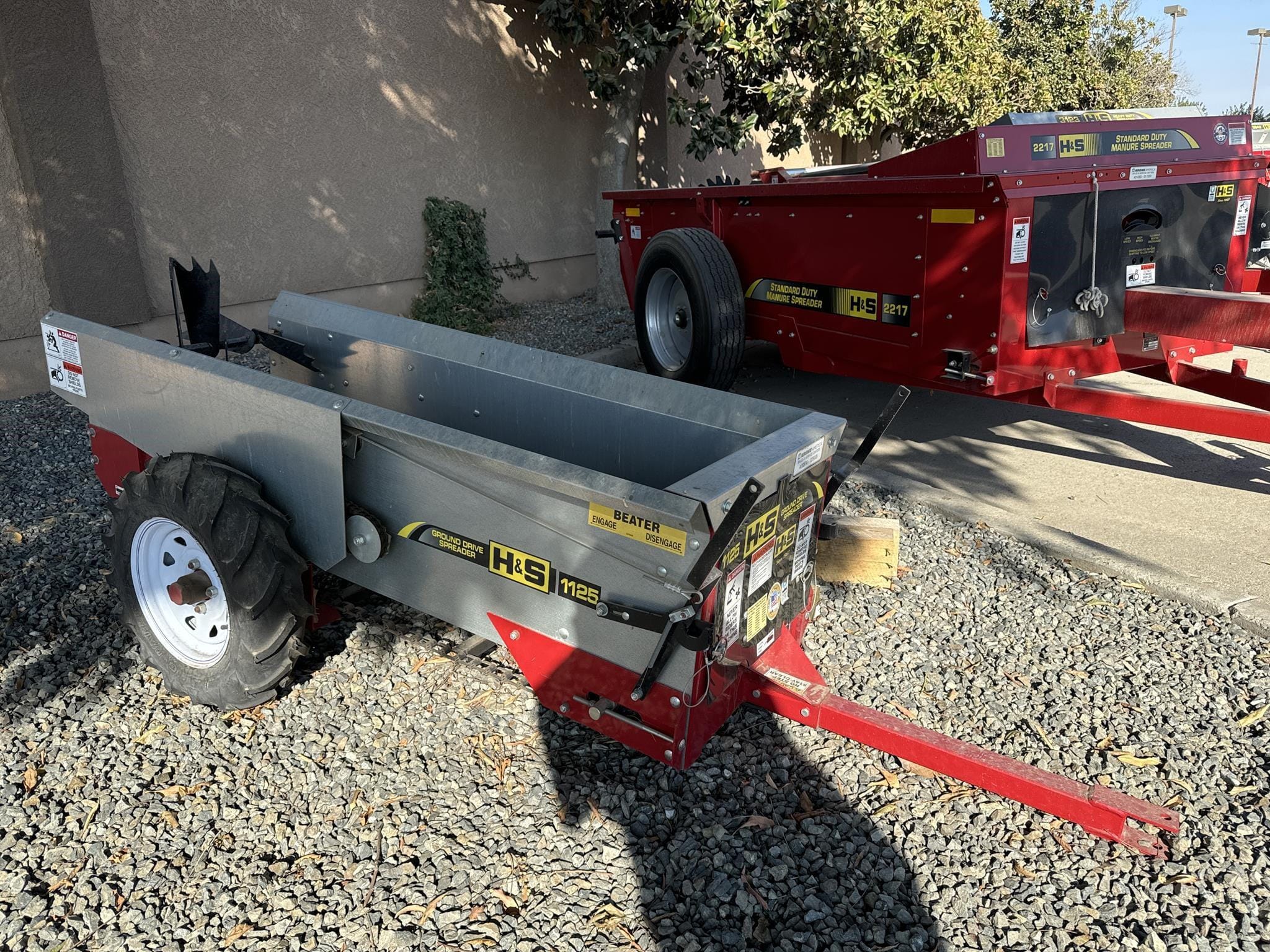 H&S 1125 Equipment Image0