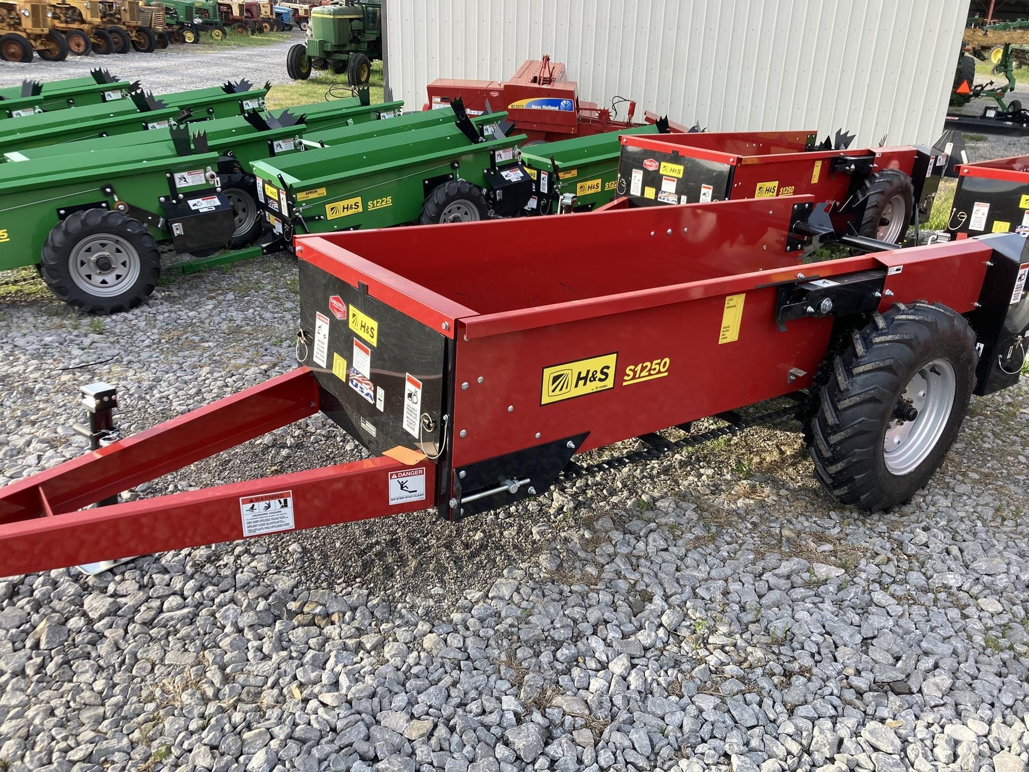 H&S S1250 Equipment Image0